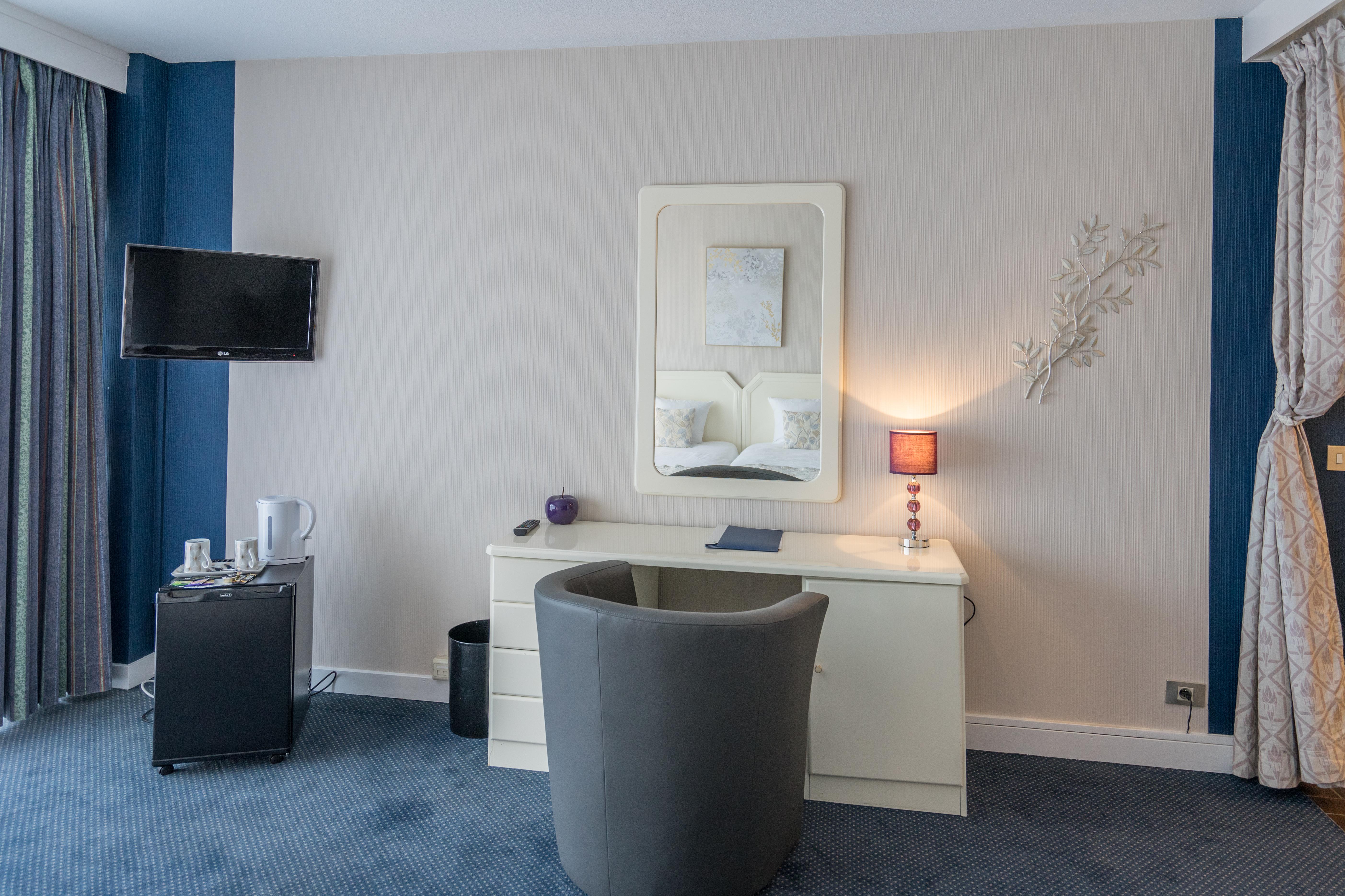 First Euroflat Hotel Brussel Bagian luar foto