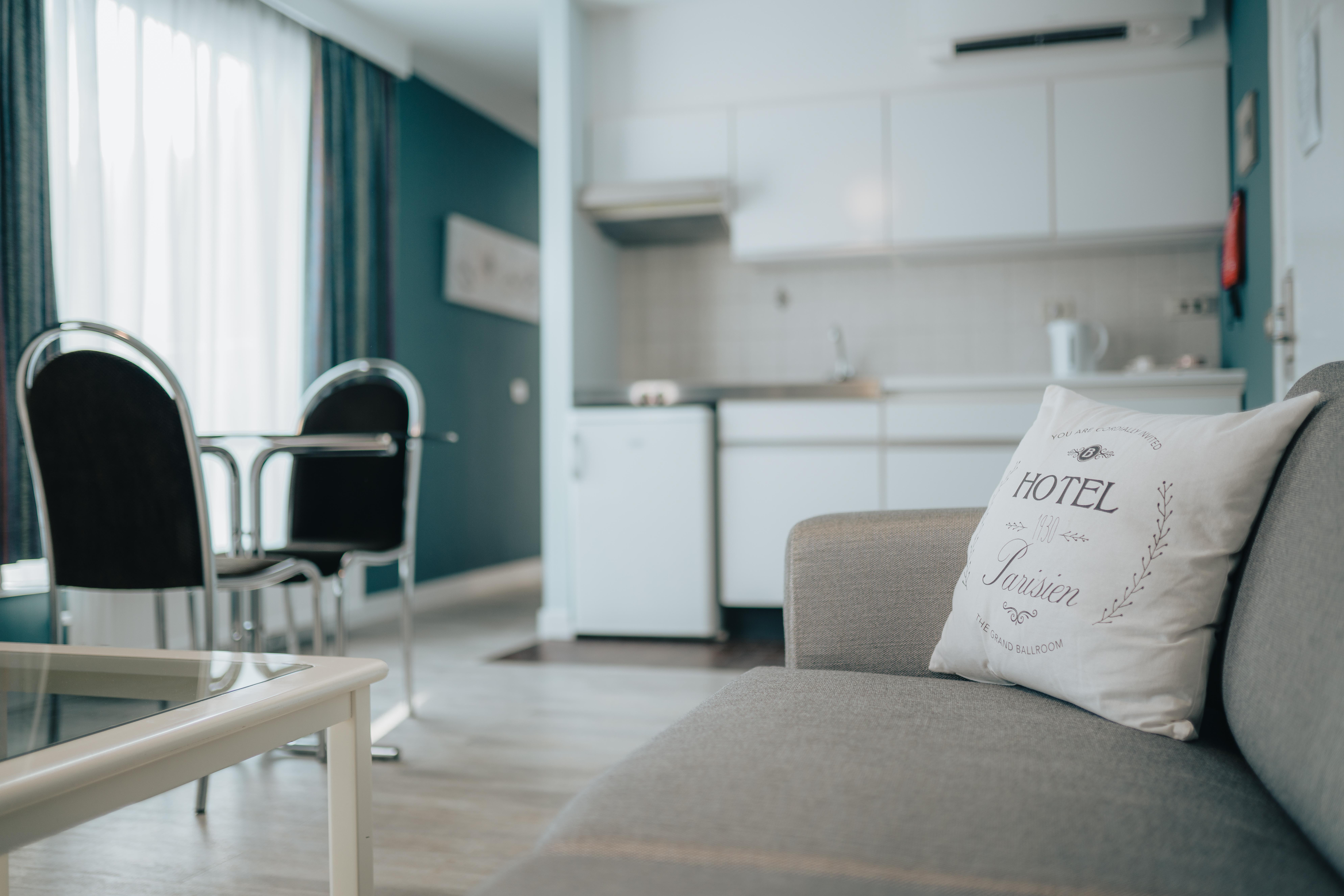 First Euroflat Hotel Brussel Bagian luar foto
